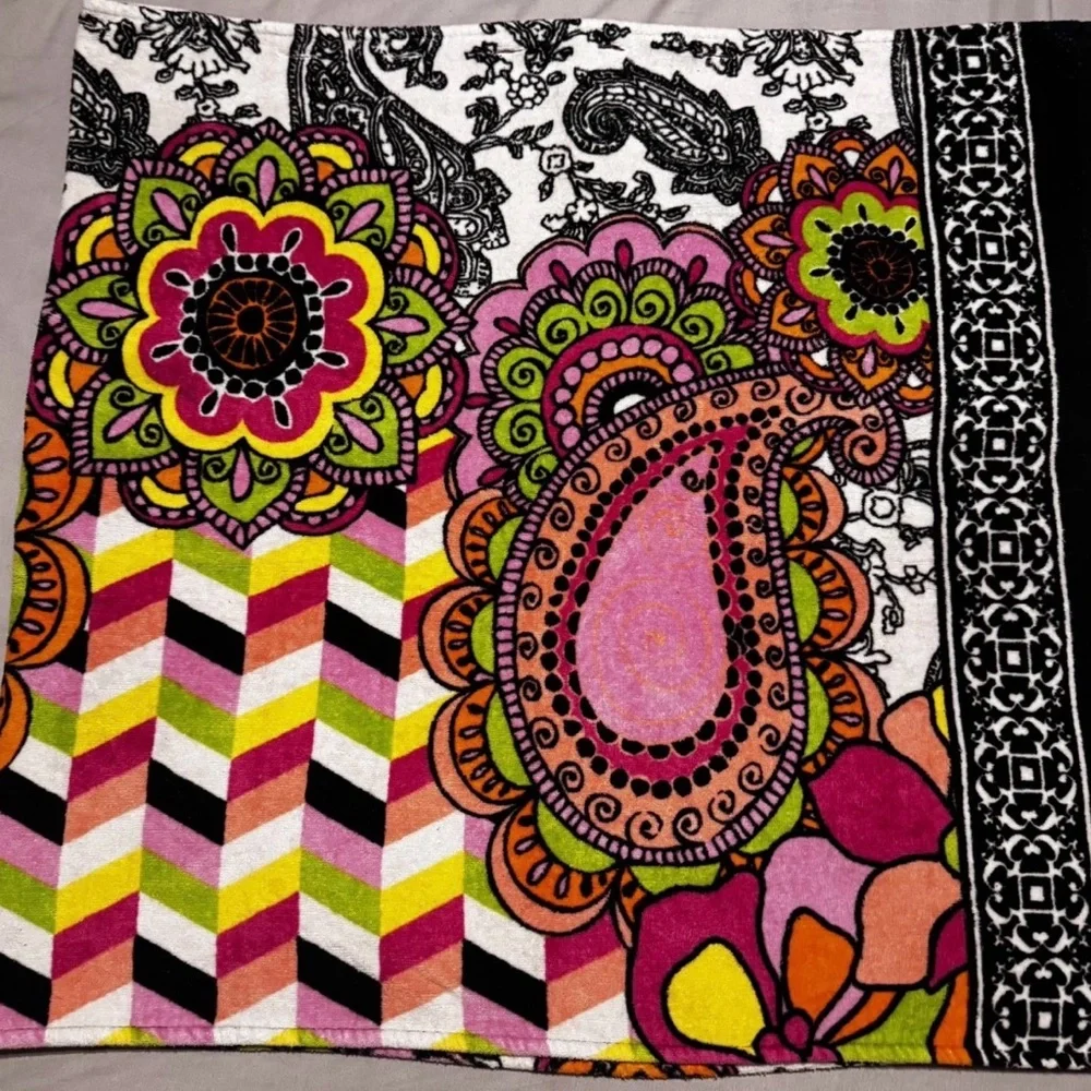 Simple Sarongs Dimond Paridise Floral (Microfiber) Sarong/Beach Wrap